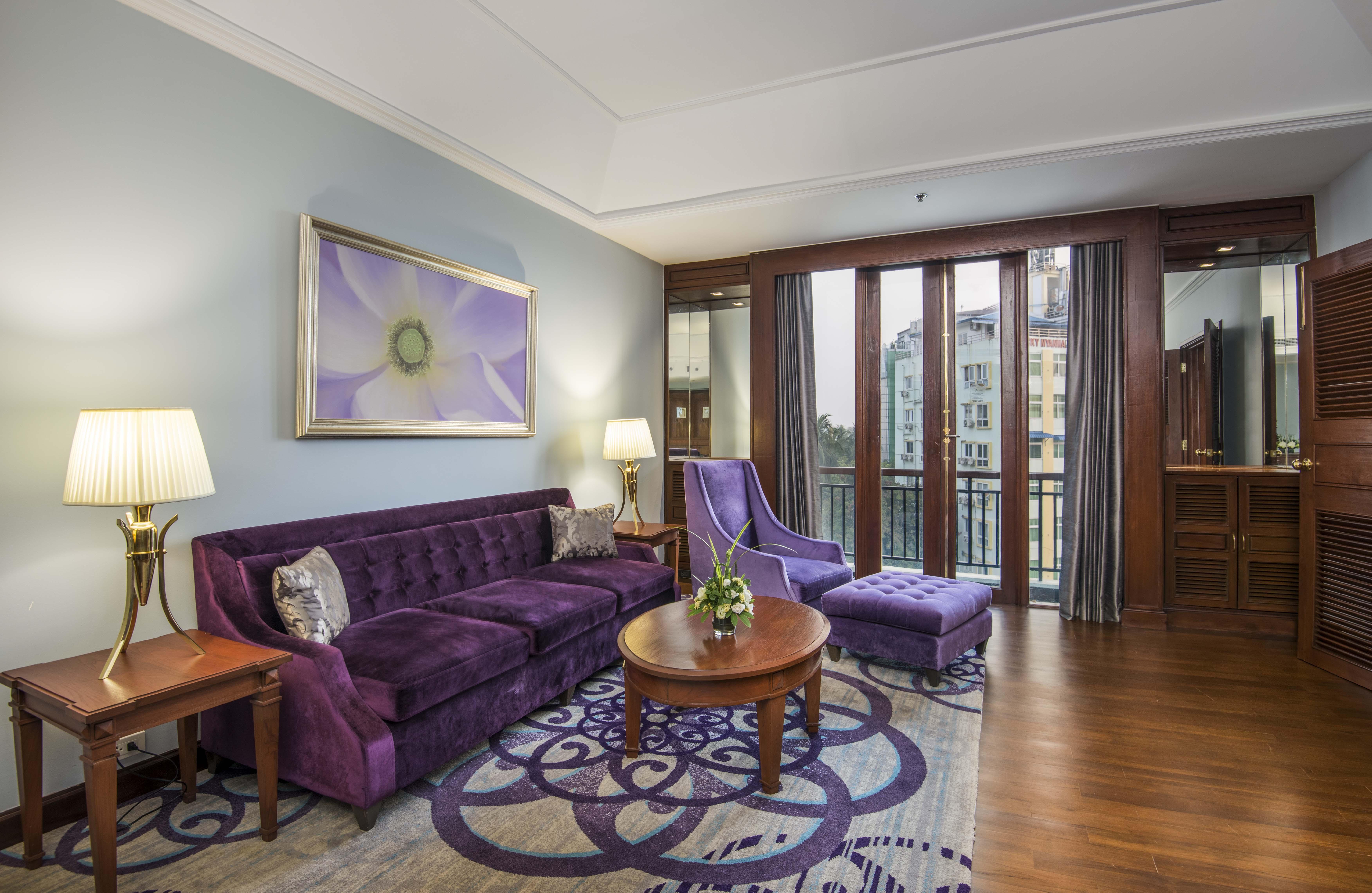 Chatrium Hotel Royal Lake Янгон Екстериор снимка