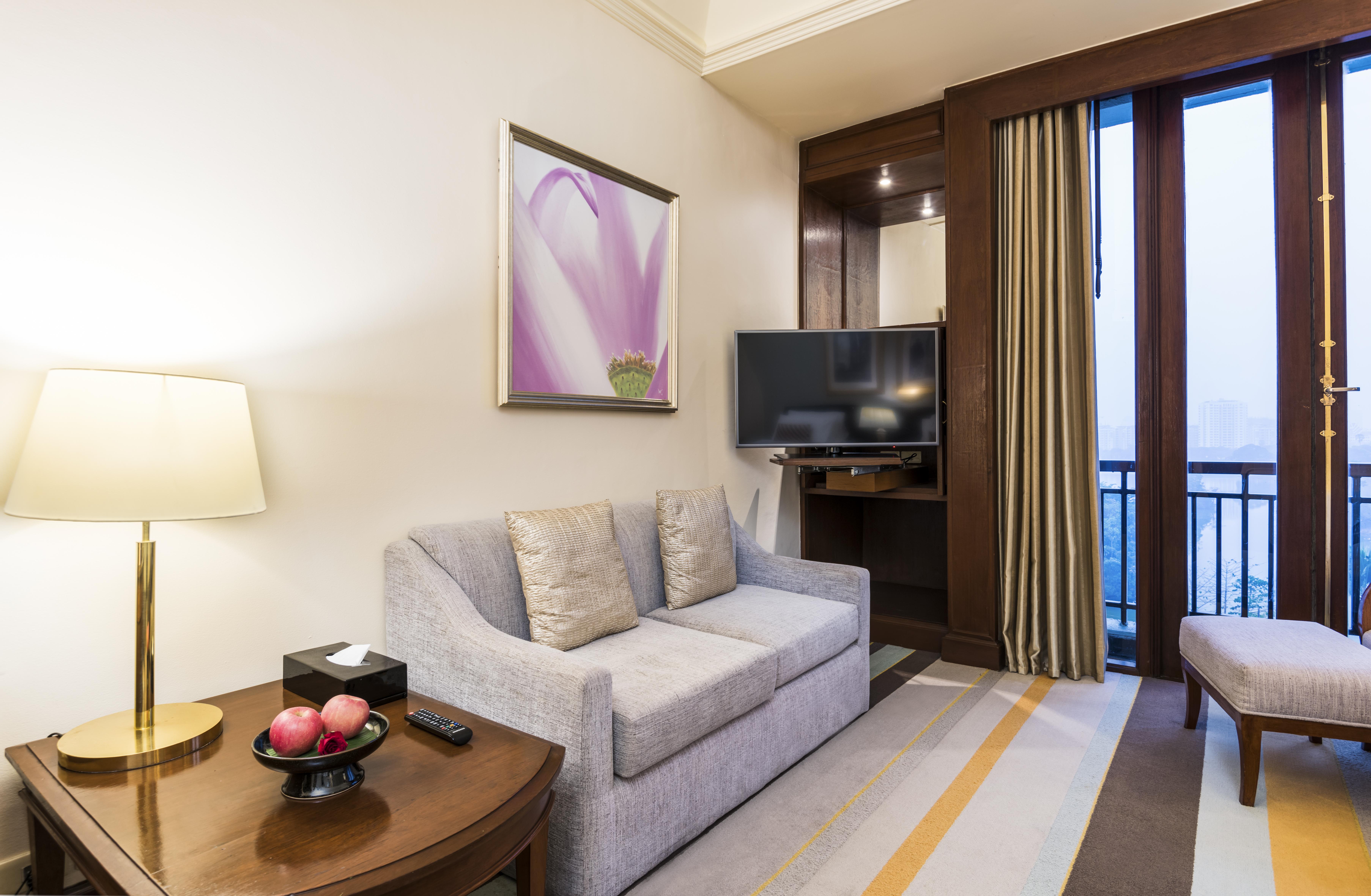 Chatrium Hotel Royal Lake Янгон Екстериор снимка